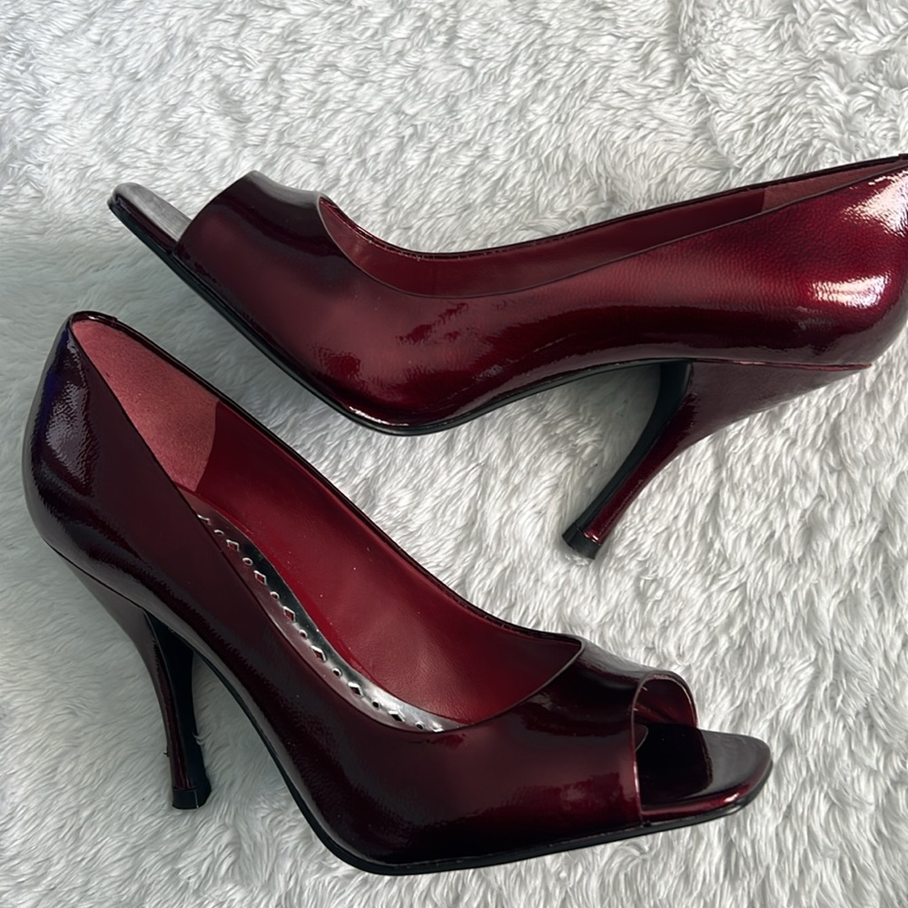 BCBG Burgundy Peep Toe Heels